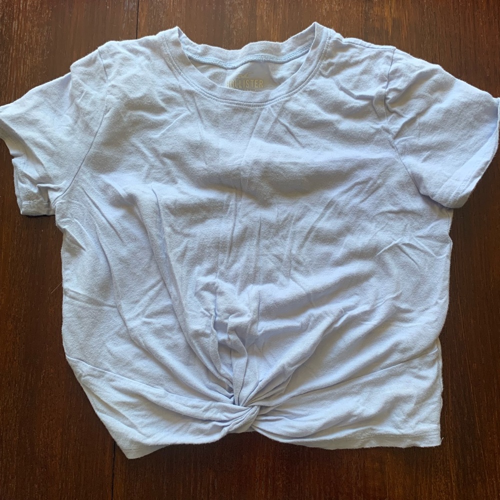 Hollister crop tee